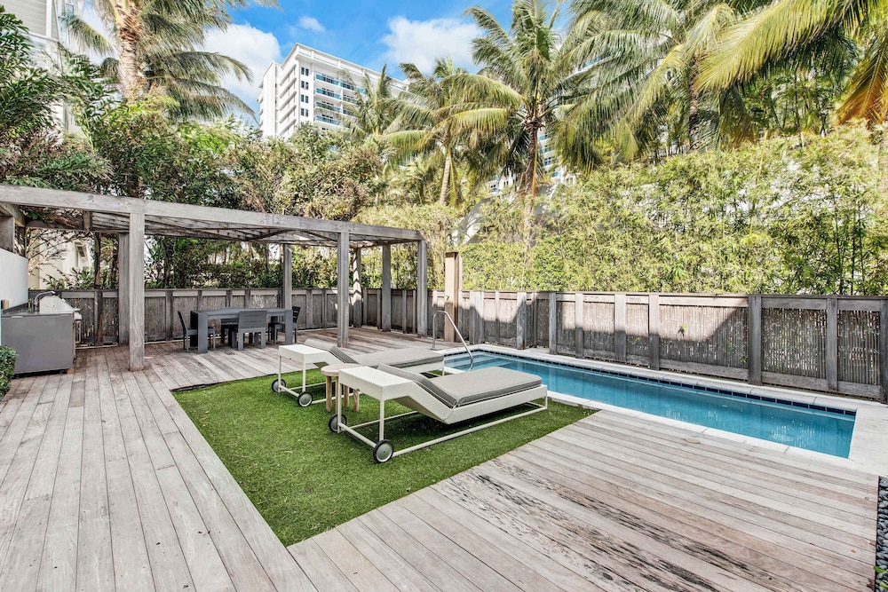 W South Beach - photo 197