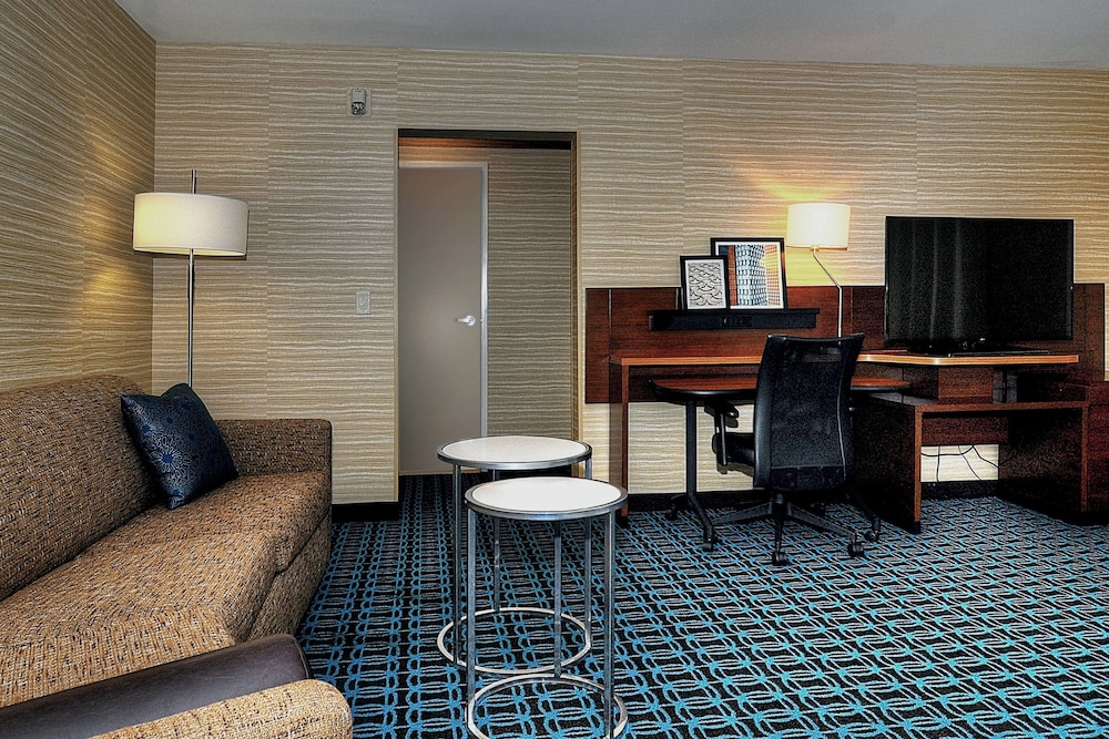 Fairfield Inn & Suites Los Angeles Rosemead - photo 20