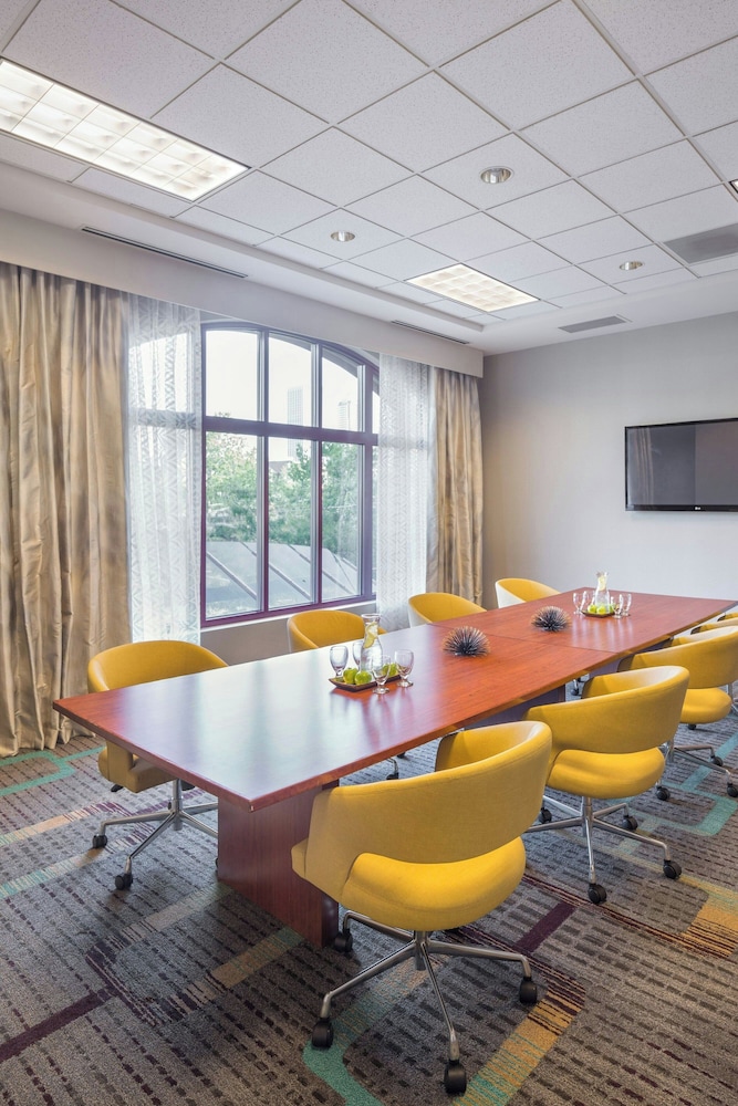 Residence Inn by Marriott Portland Downtown RiverPlace - photo 61