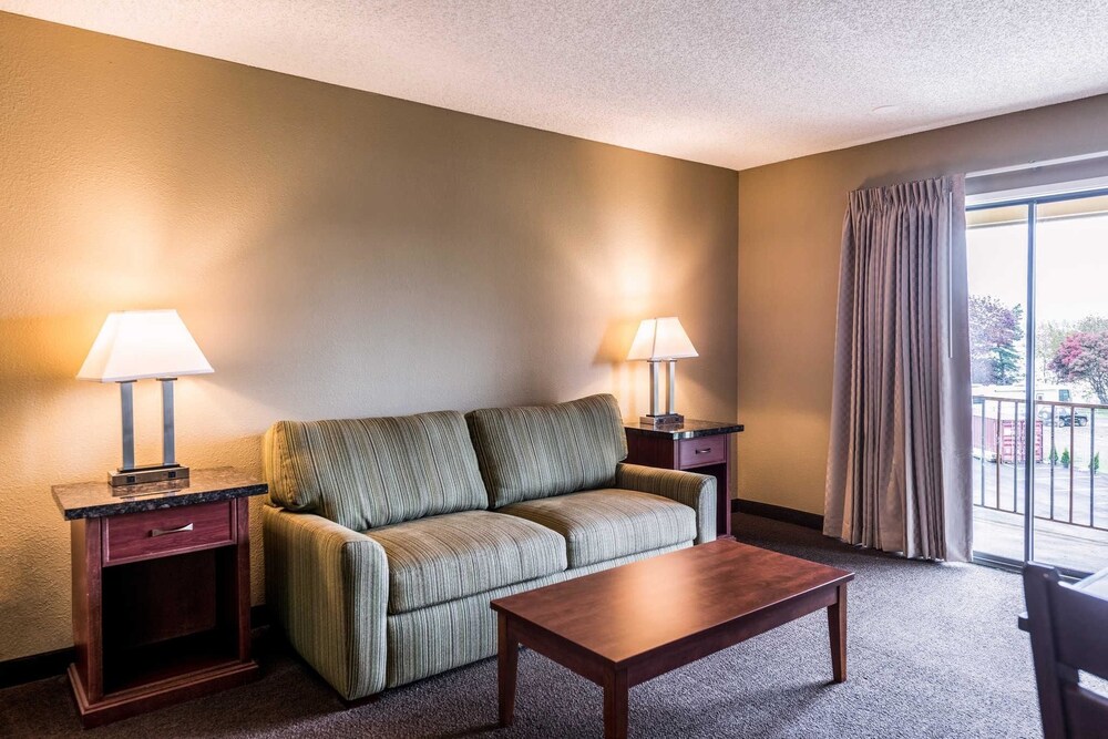 Rodeway Inn & Suites Portland Jantzen Beach - photo 16