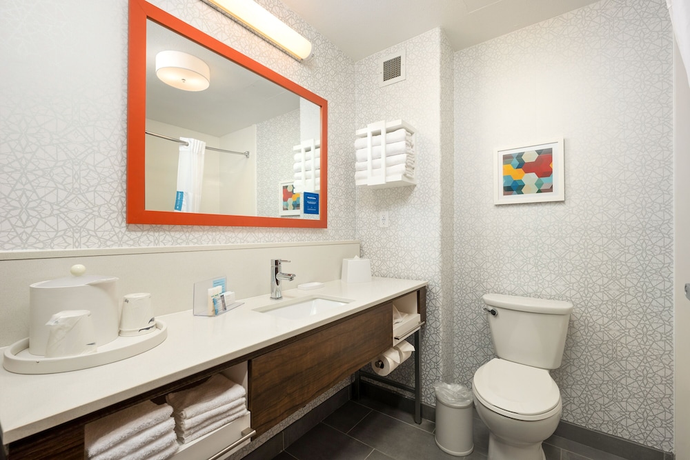 Hampton Inn & Suites Harlingen - photo 9