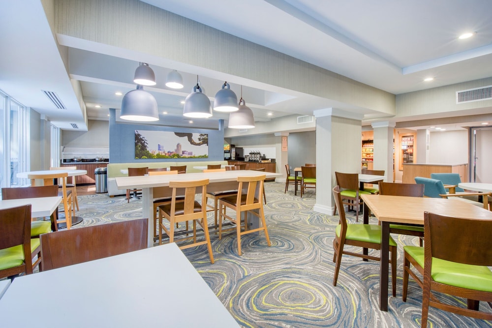 Fairfield Inn By Marriott Raleigh Crabtree - photo 36