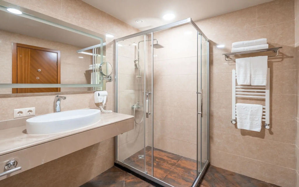 Luxury Dreamland Oasis Apartments
