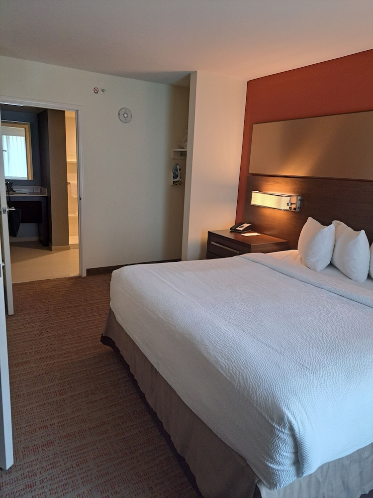 Residence Inn Columbia West Lexington - photo 5