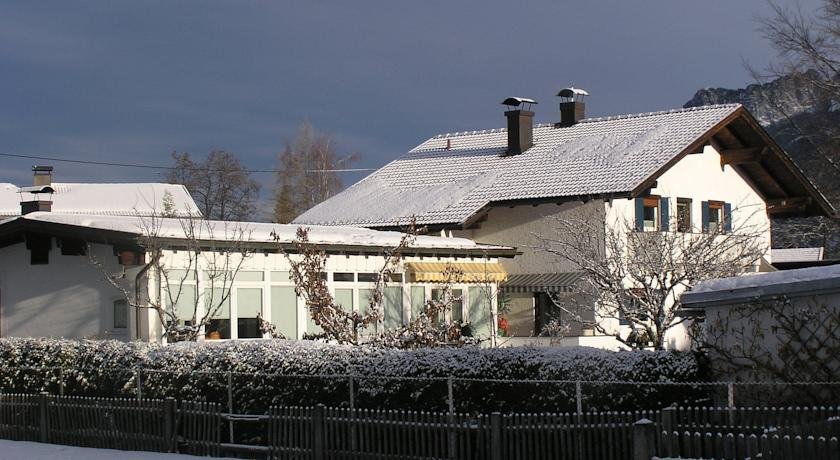 Anita's Ferienwohnung Nahe Neuschwanstein — 4-Star Luxury Hotel in Reutte, Austria