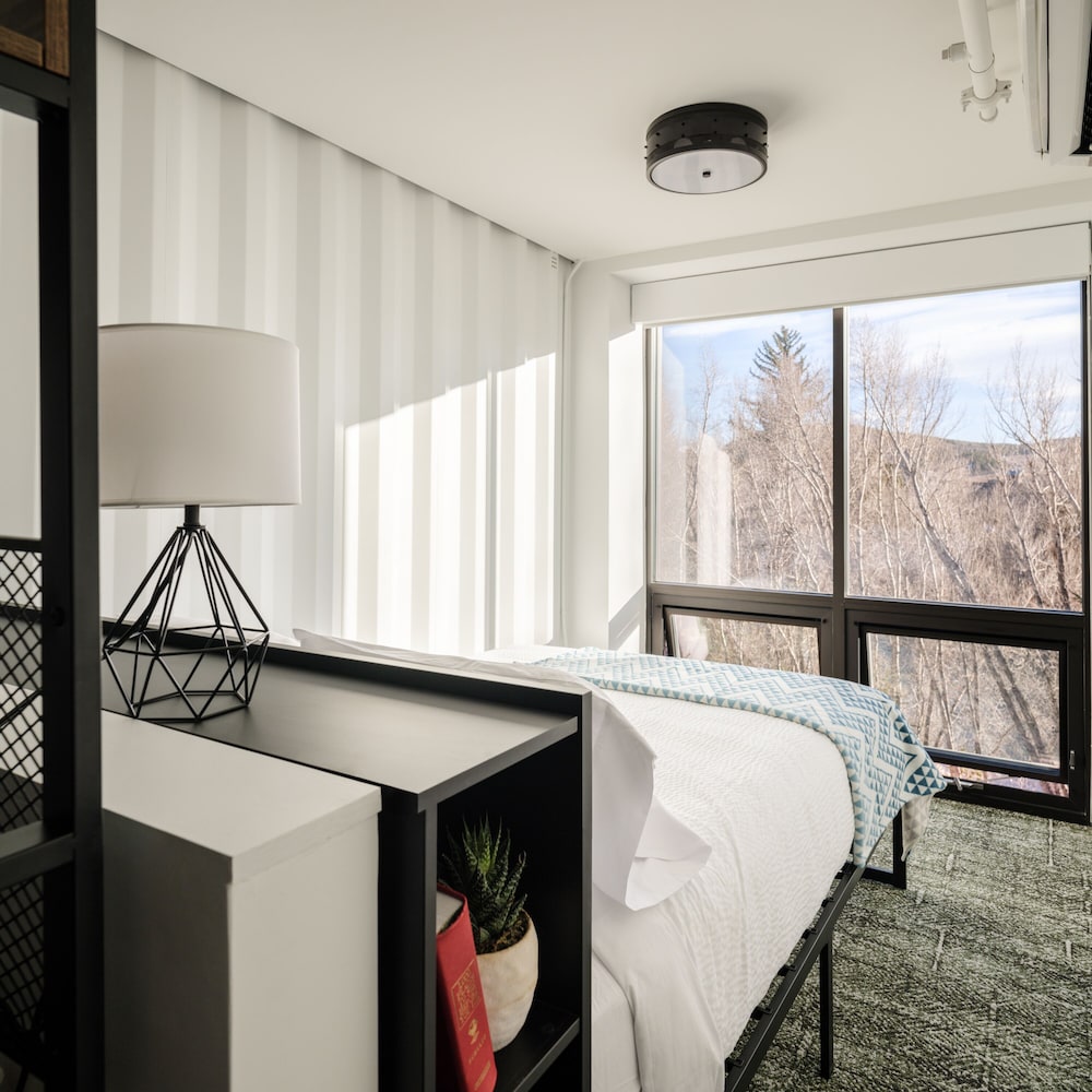 The Block Hotel & Commons - photo 11