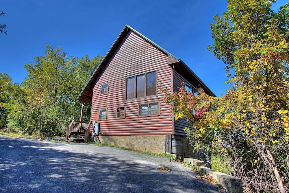 Picturesque 2 2 Close to Parkway - photo 30