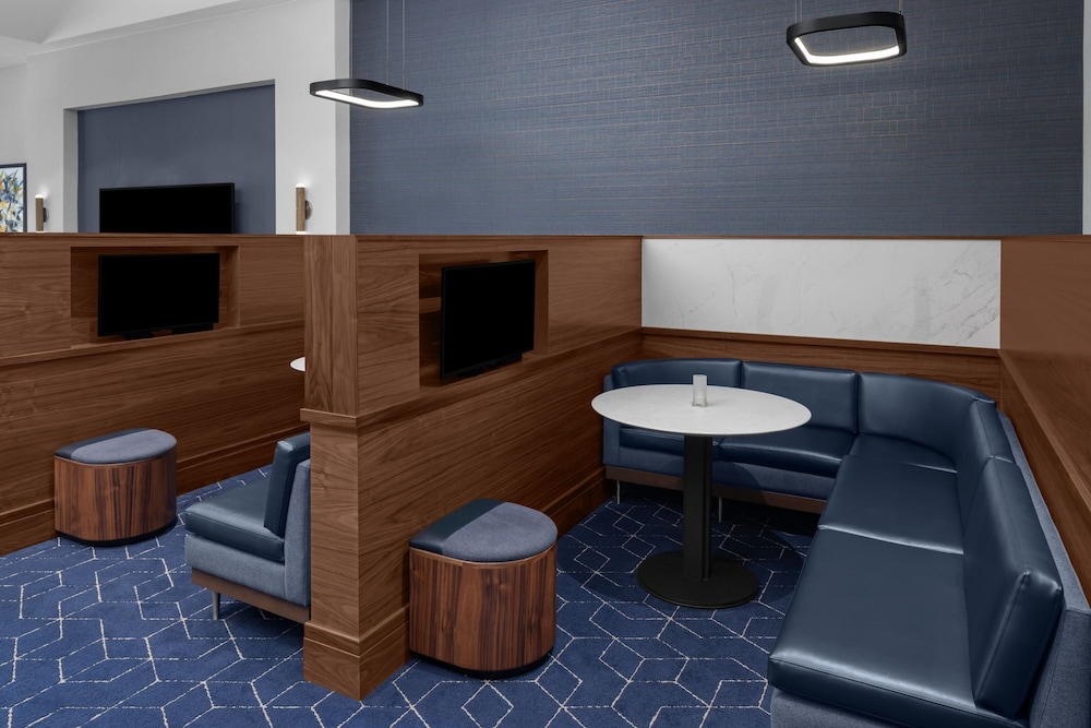 Courtyard by Marriott Pittsburgh University Center - photo 41