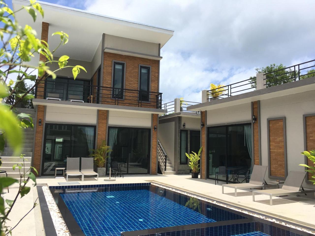 Baan Fran Sim Da - carbon neutral hotel in Phuket