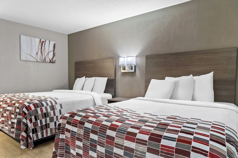 Red Roof Inn Flint - photo 7
