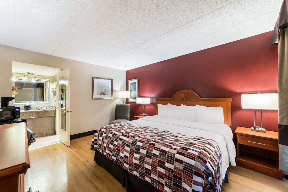 Red Roof Inn Morton Grove - photo 16