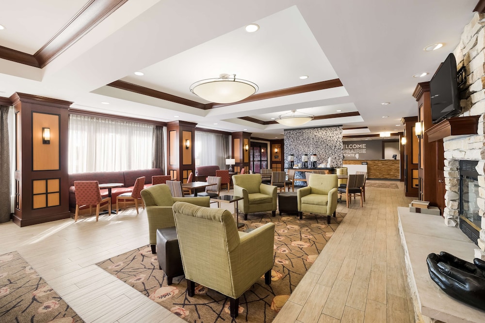 Hampton Inn McHenry - photo 3