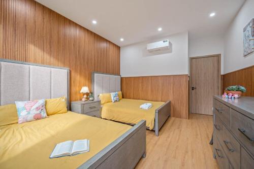 Nguyên căn 4 giường YA Beach Da Nang — 4-Star Luxury Hotel in Da Nang, Vietnam