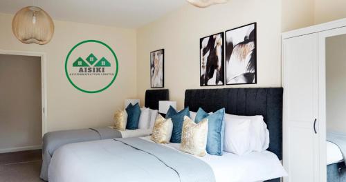 Aisiki Living at Alexandra Road 2 Bedroom & 2 Bathroom with King or Twin Beds with Free WiFi and Parking Space — 4-Star Luxury Hotel in Watford, United Kingdom