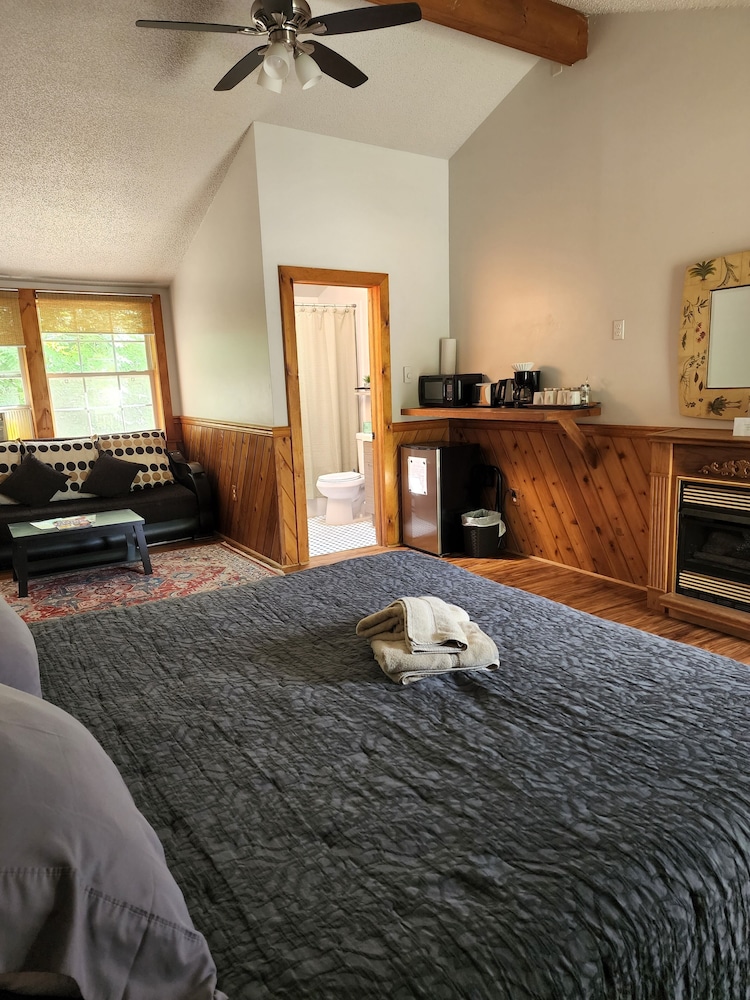 Magnolia Streamside Resort - photo 26