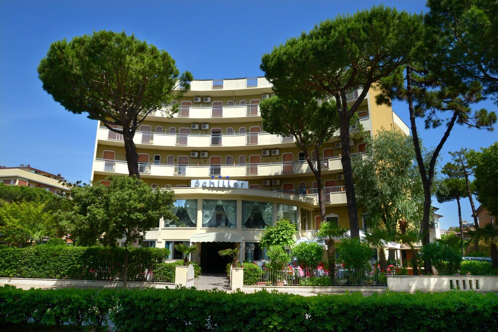 Hotel Schiller - carbon neutral hotel in Cervia