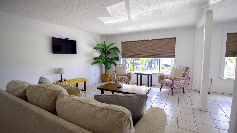 Banana Peel Resort - photo 14