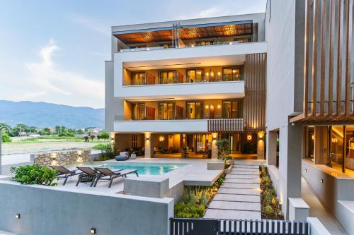 Funtukaki By The Pool in Leptokarya, Greece