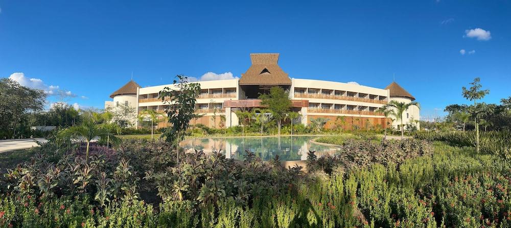 Hotel Mundo Maya Edzná