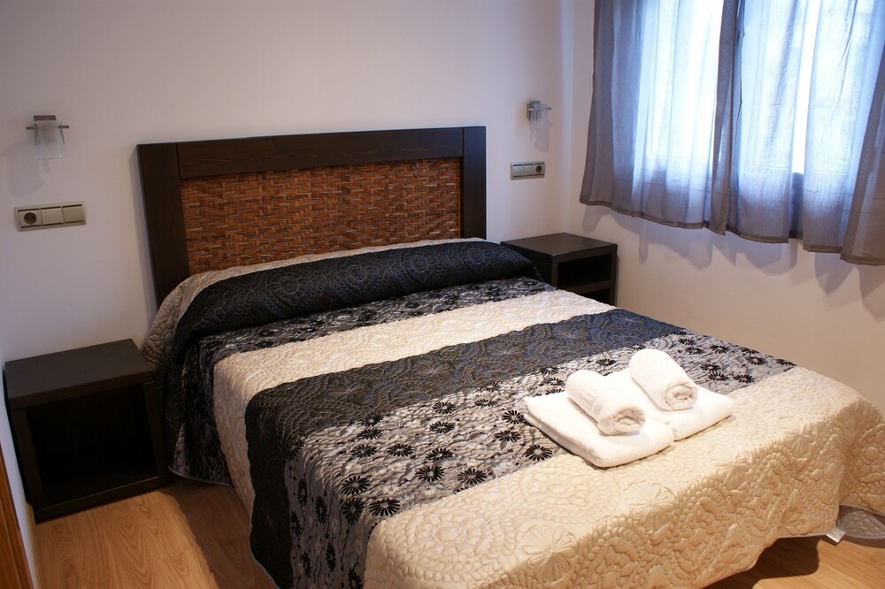 Apartamentos Puerta de Ordesa — Laspuna — photo 4
