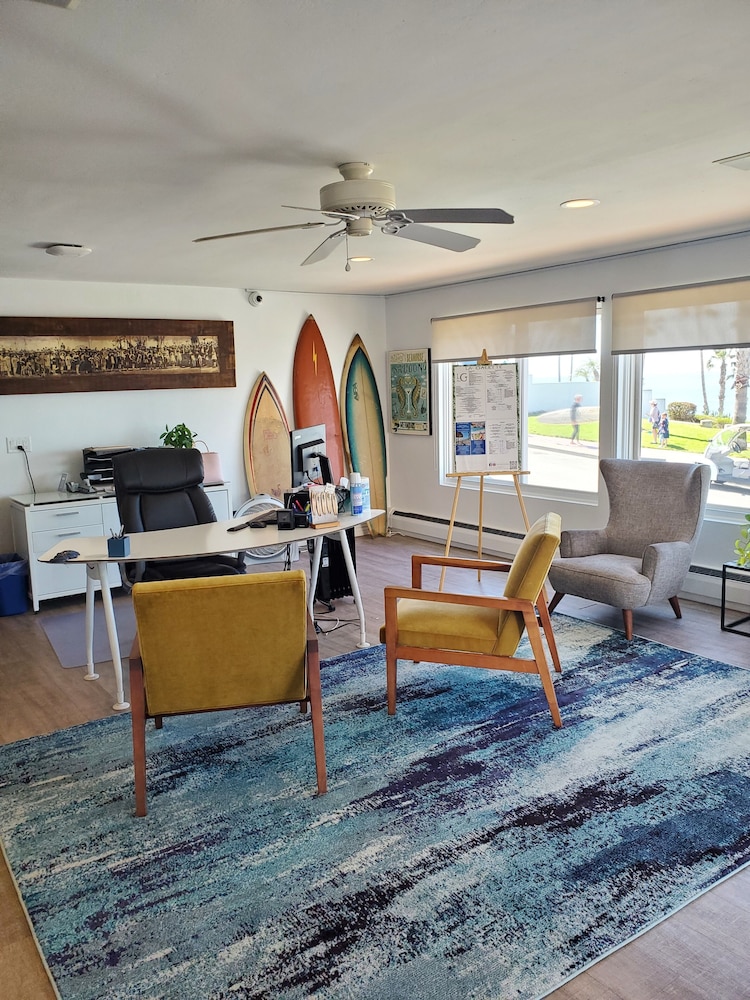 Sea Horse Resort - photo 2