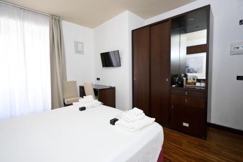 Gemini Rooms — Rome — photo 5
