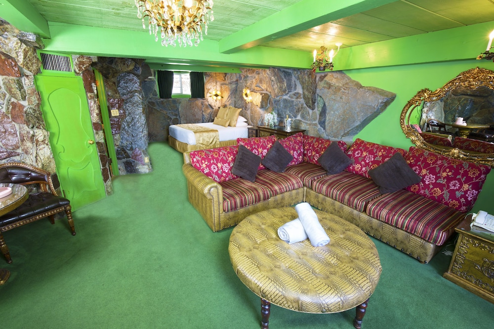 Madonna Inn - photo 60