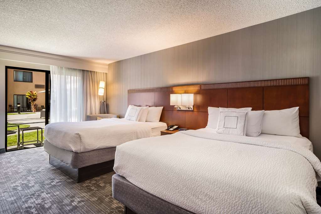 Sonesta Select Huntington Beach Fountain Valley - photo 21
