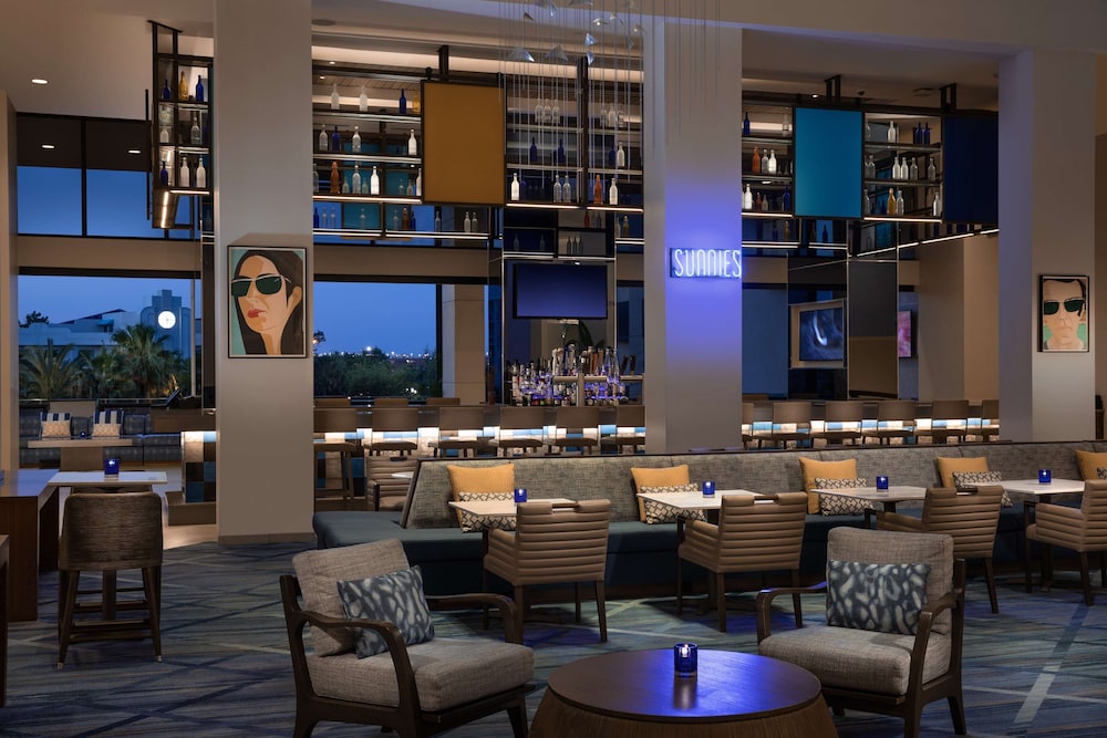 Hilton Orlando Buena Vista Palace Disney Springs Area - photo 3