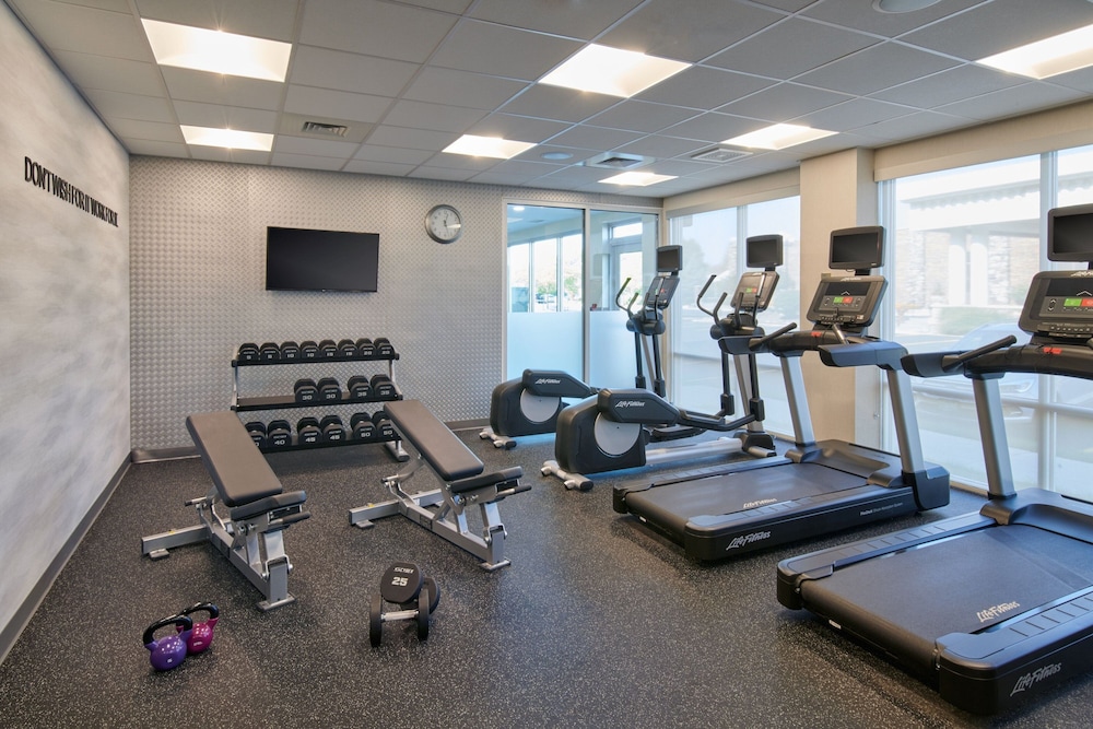 Fairfield Inn & Suites by Marriott Chicago O'Hare - photo 24