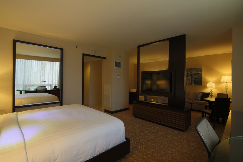The L.A. Grand Hotel Downtown - photo 8