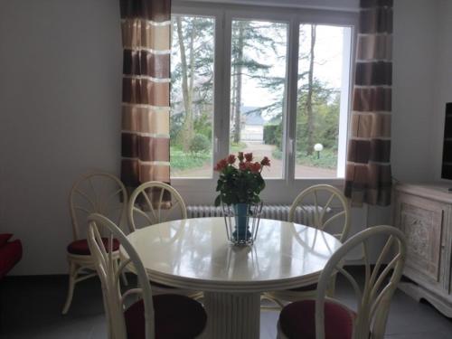 Bed And Breakfast Le Buisson — 4-Star Luxury Hotel in Montlouis-Sur-Loire, France