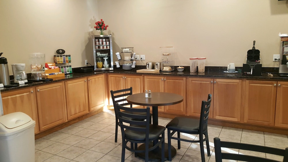 Port Angeles Inn - photo 22