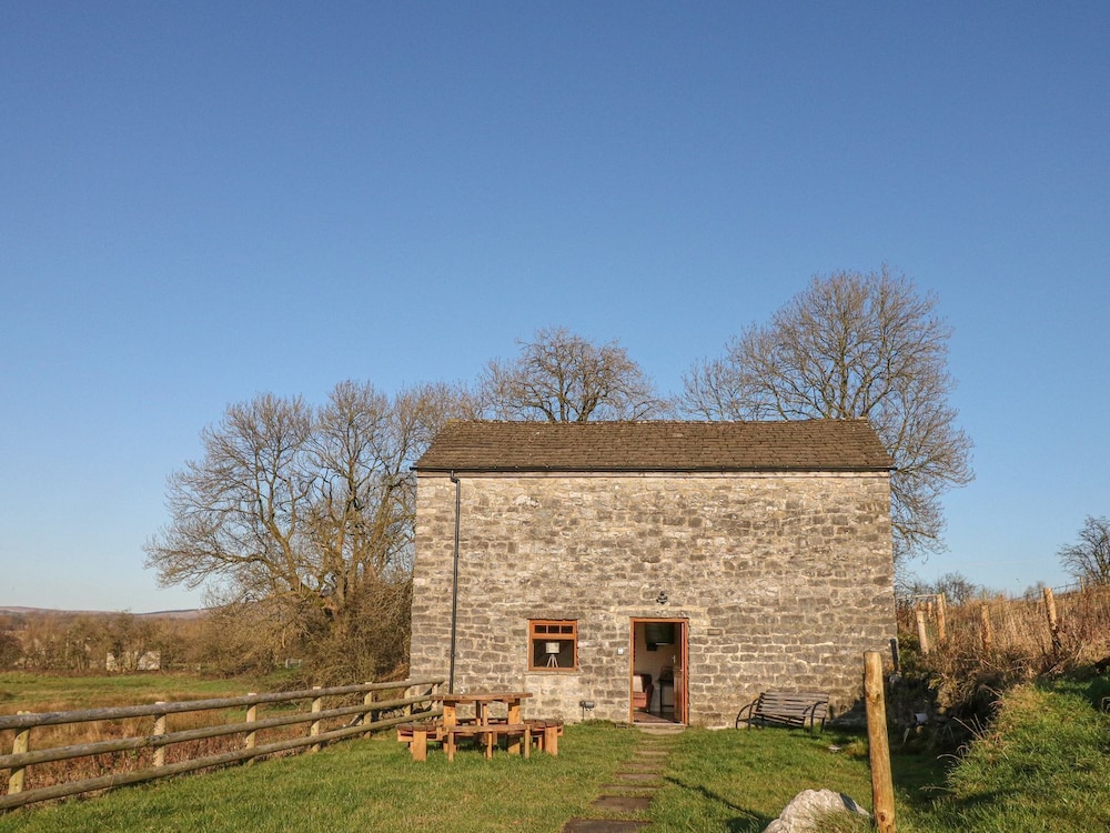 Columbine Barn — 4-Star Luxury Hotel in Bradwell, United Kingdom