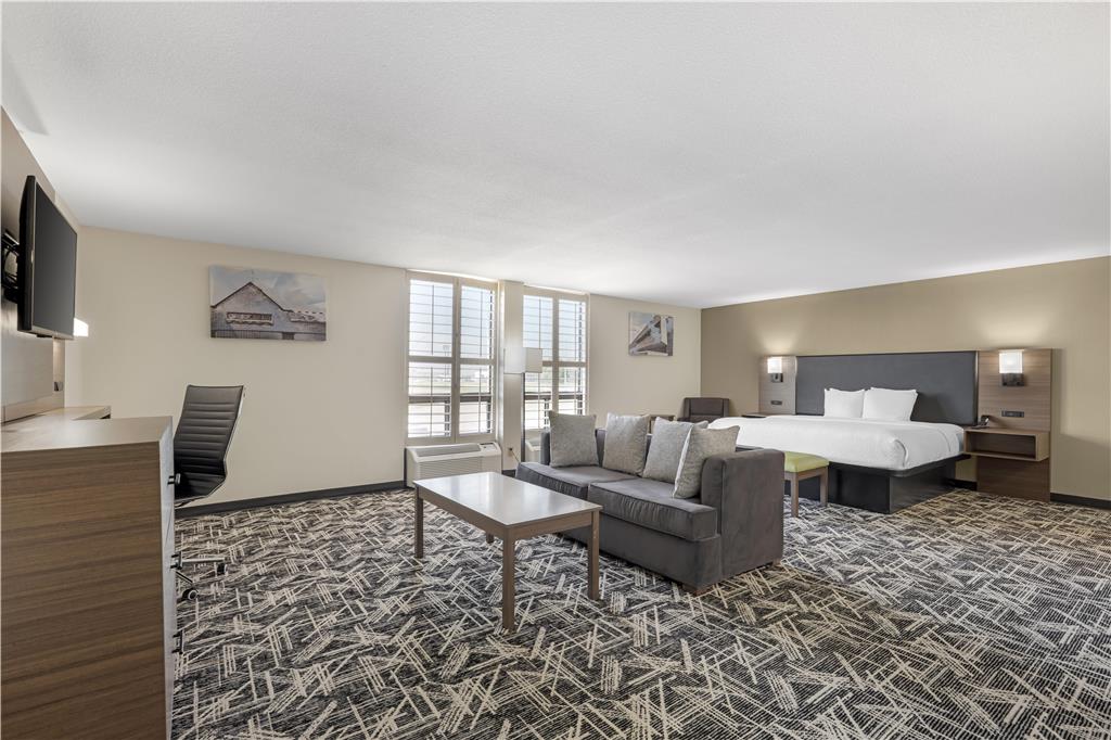 Best Western Plus York Hotel & Conference Center - photo 12