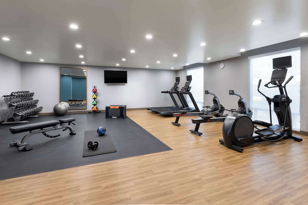 Hampton Inn Oakhurst Yosemite - photo 19