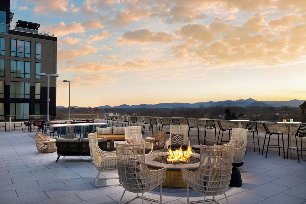 Moxy Asheville Downtown - photo 40