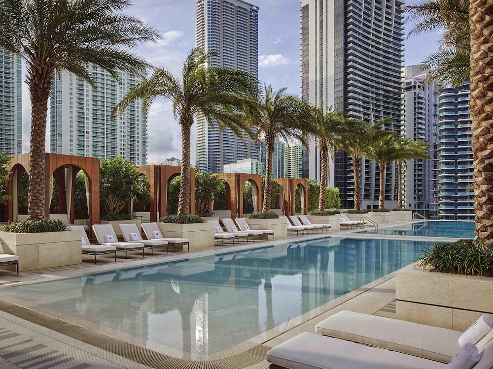 Sls Lux Brickell - carbon neutral hotel in Miami