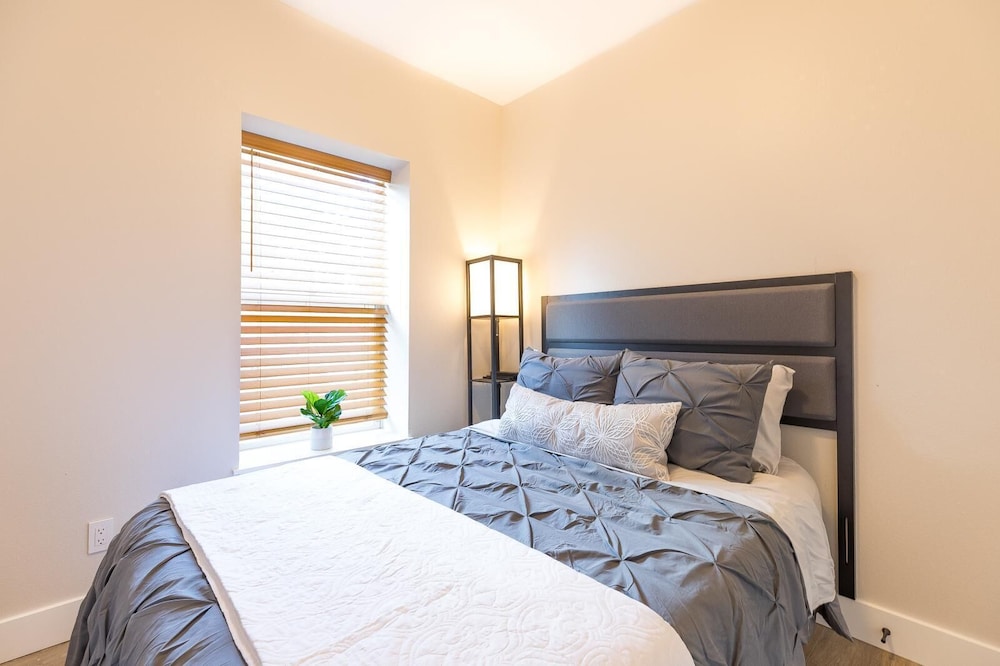 Aisling Suites — 4-Star Luxury Hotel in Great Falls, United States