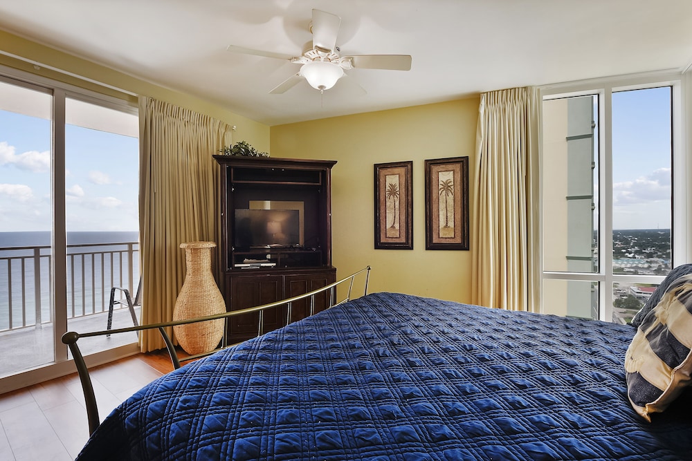 Splash Beach Resort by Book That Condo - photo 17