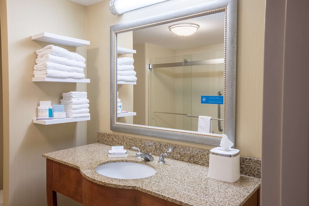 Hampton Inn & Suites Tilton - photo 37