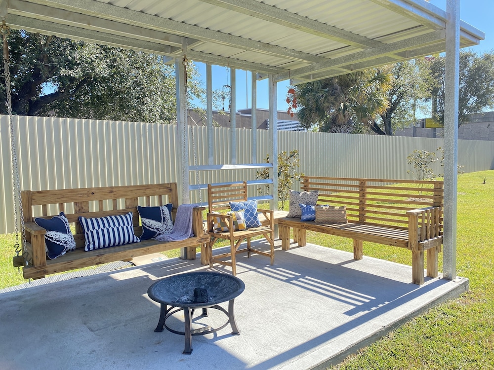 Island Suites - photo 49