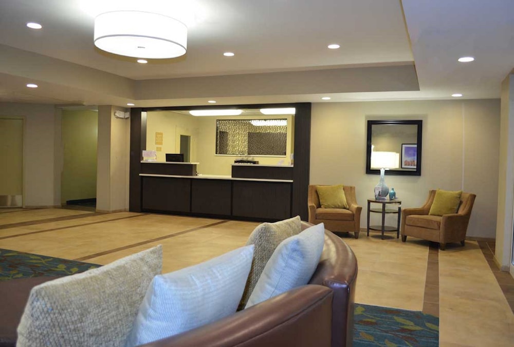 Candlewood Suites Carrollton by IHG - photo 20