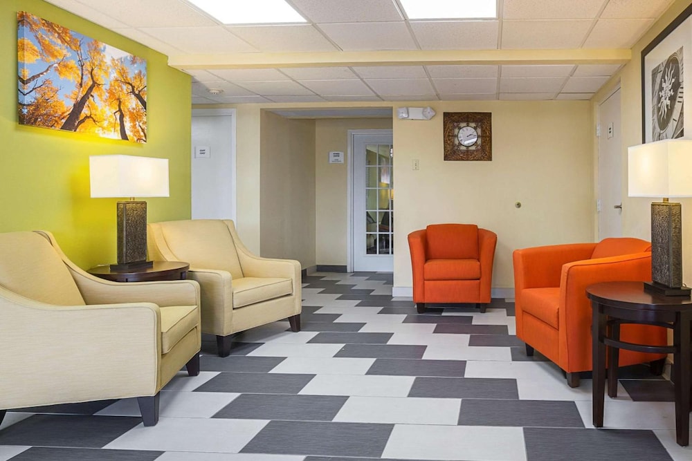 Motel 6 Knoxville TN East - photo 5