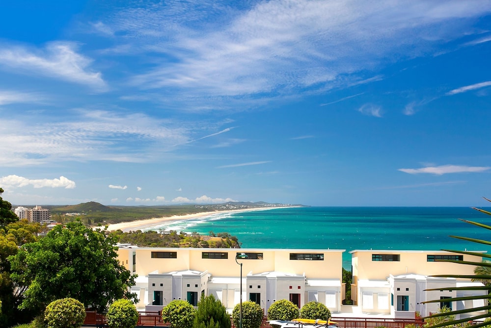 The Point Coolum Beach — 4-Star Luxury Hotel in Coolum Beach, Australia