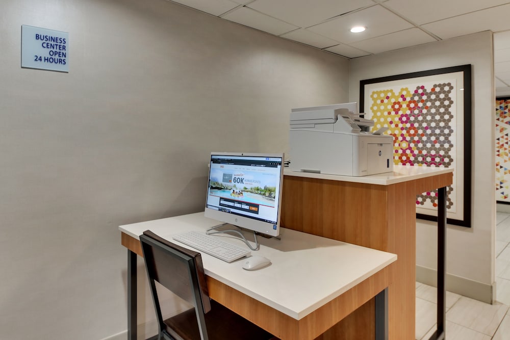 Holiday Inn Express Pittston Scranton Airport by IHG - photo 43