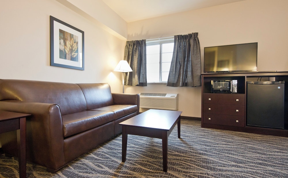 Cobblestone Inn & Suites Boone - photo 28