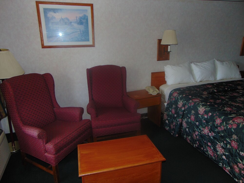 Shayona Inn Extended Stay - photo 16