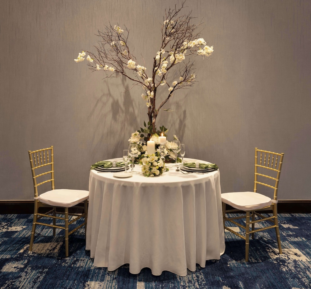 Hilton Durham near Duke University - photo 47