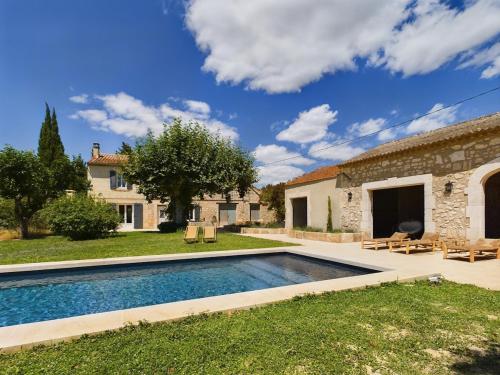 Mas Sainte Croix Renovated Old Provencal Mas — Tarascon